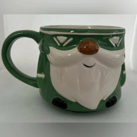 SET: 2- 3D Gnomes mugs. - Picture 2 of 12